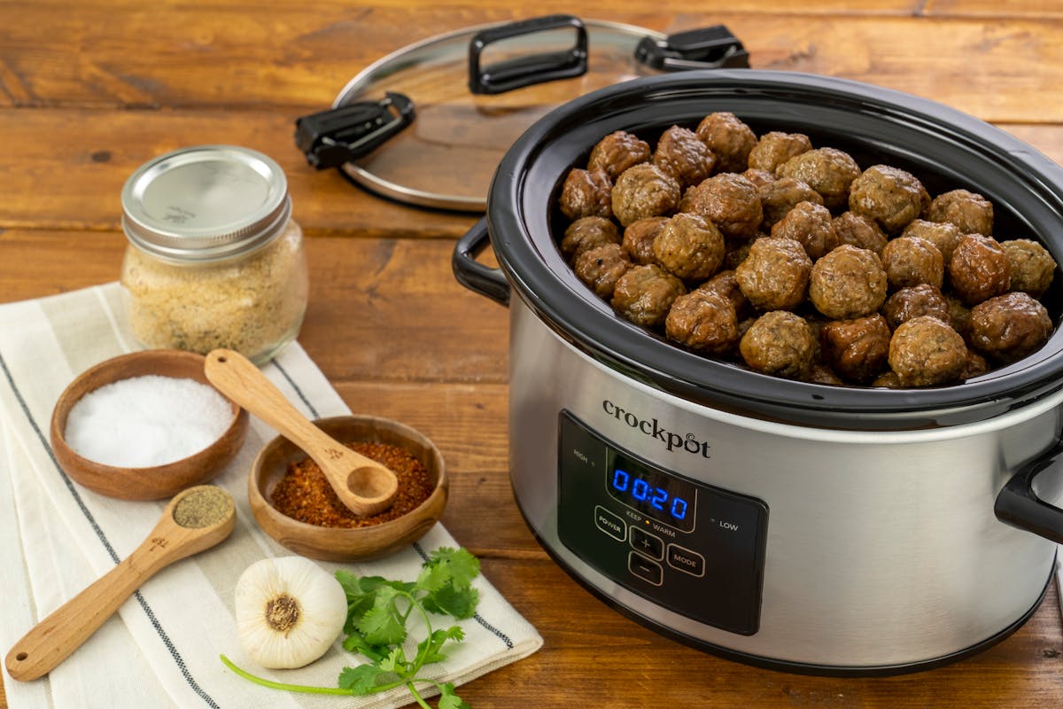 Crock-Pot Programmable 4-Quart Cook & Carry Slow Cooker, Stainless Steel — Product Details — Product Facts