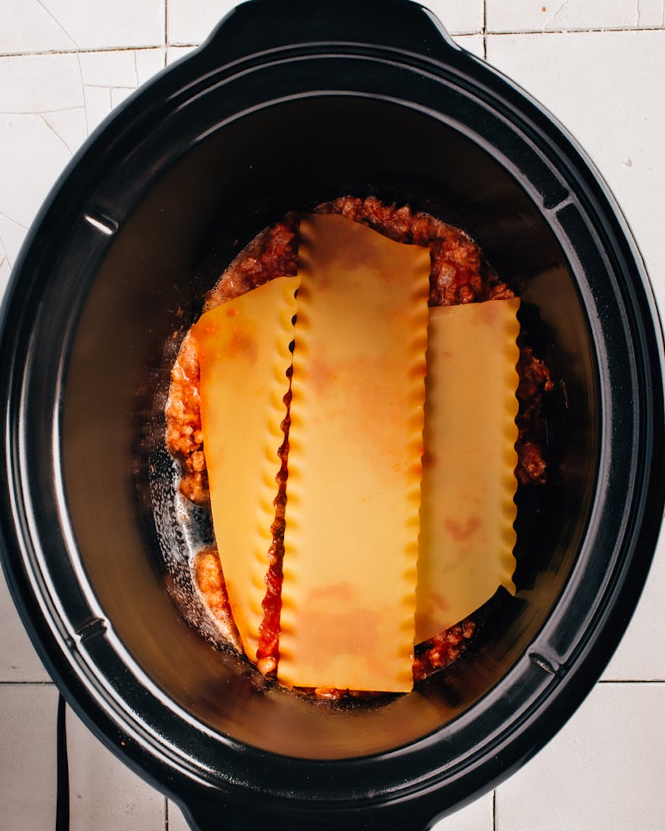 Crock-Pot Programmable 7-Quart Slow Cooker, Platinum | Item Details | Detailed Overview