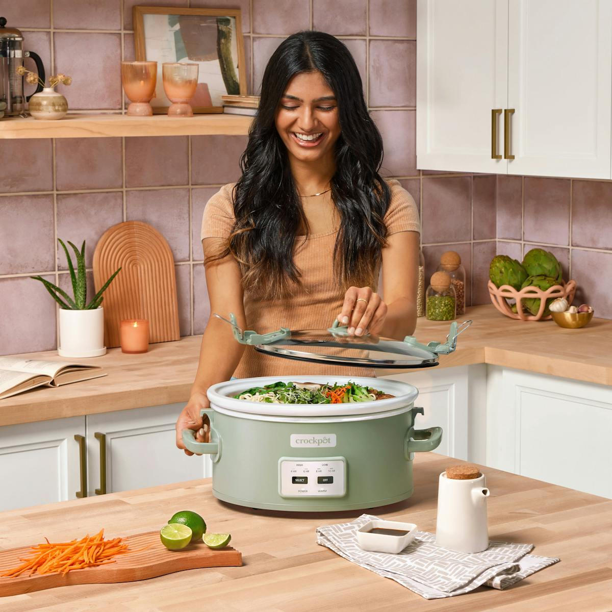 Crock-Pot Programmable Design Series 6-Quart Cook & Carry Slow Cooker, Moonshine — Product Information | Product Guide
